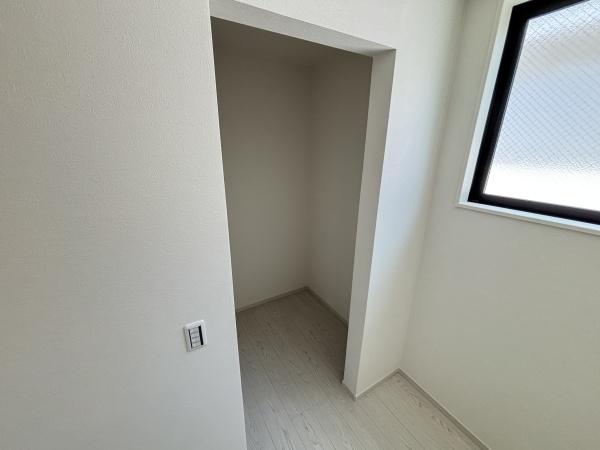 名古屋市瑞穂区中根町4期1号棟
