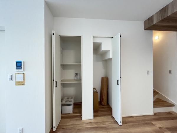 瑞穂区松月町336【2】1号棟(収納)