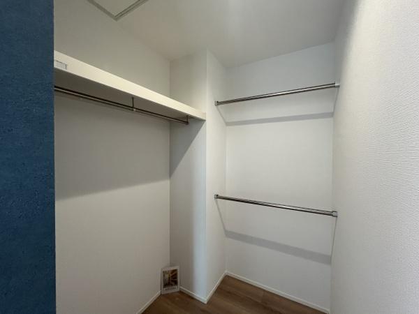 瑞穂区松月町336【2】1号棟(収納)