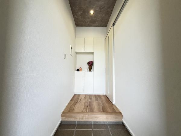 瑞穂区松月町336【2】1号棟(玄関)