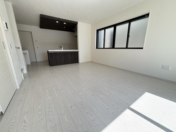 名古屋市瑞穂区中根町3期2号棟