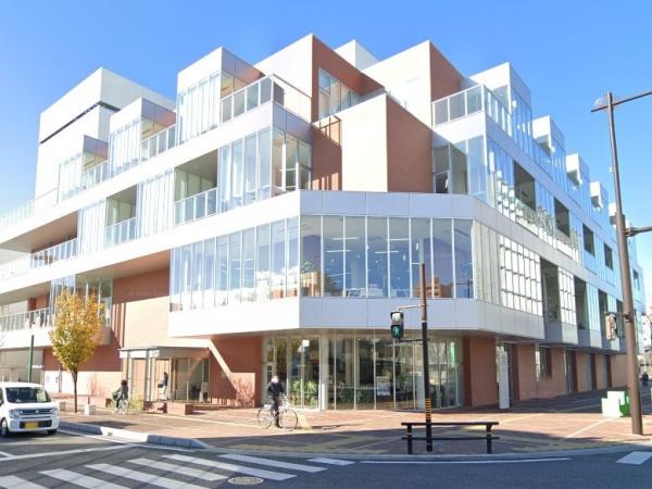 シティコープ安城桜町(安城市図書情報館)