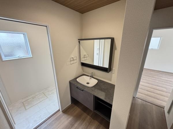 知立市新林町2号棟