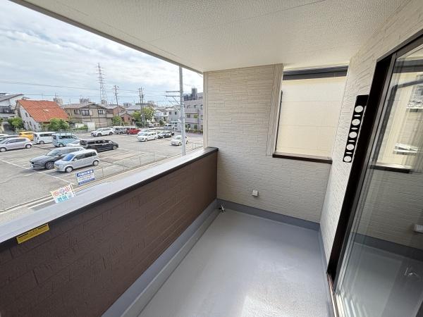 刈谷市野田町北菰神1号棟(バルコニー)