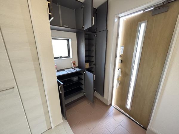 刈谷市野田町北菰神1号棟(収納)