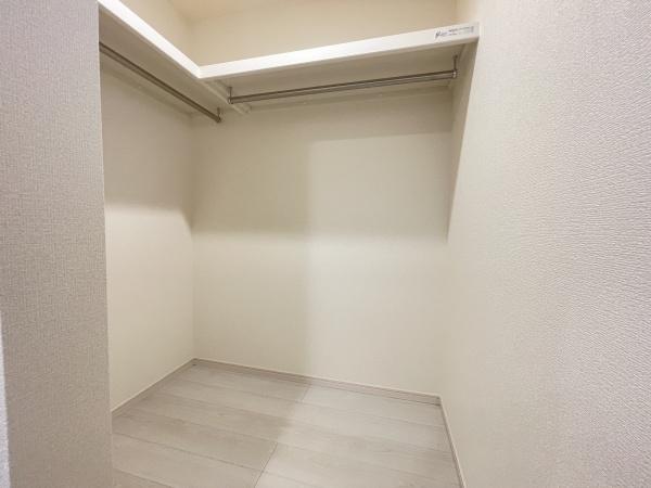 碧南市沢渡町4号棟