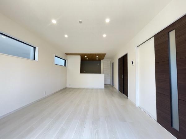 碧南市沢渡町4号棟