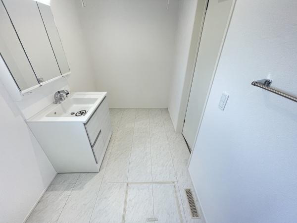 碧南錦町4丁目24ー1期2号棟