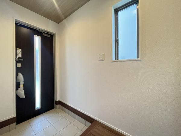 高浜市春日町2棟1号棟