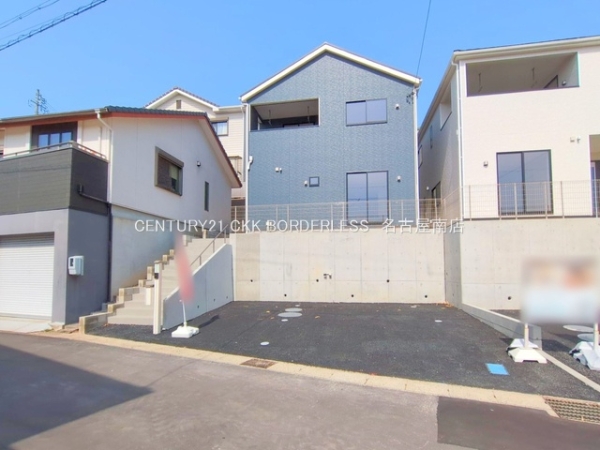 碧南市中山町１丁目の新築一戸建