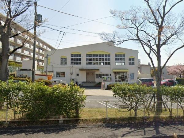 東郷町白鳥1丁目2号棟(たかね保育園)