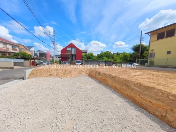 東郷町白鳥1丁目1号棟