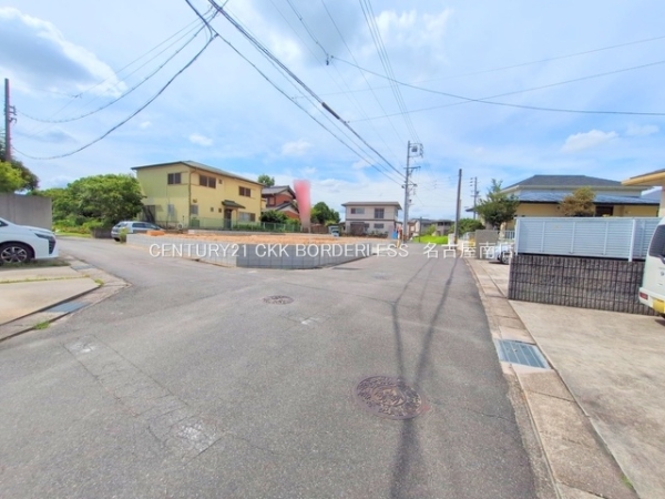 東郷町白鳥1丁目1号棟
