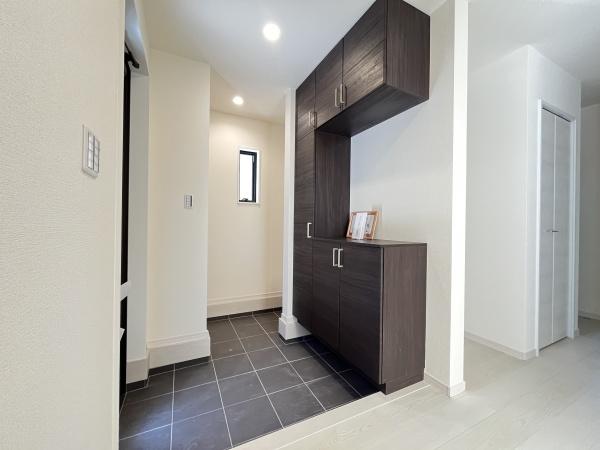 知立市牛田1丁目1号棟