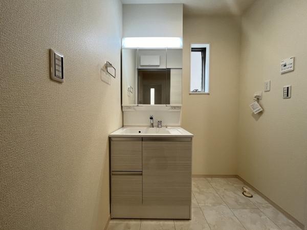 知立市牛田1丁目2号棟