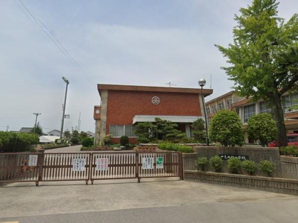 西尾市一色町味浜第1012号棟(西尾市立一色中部小学校)