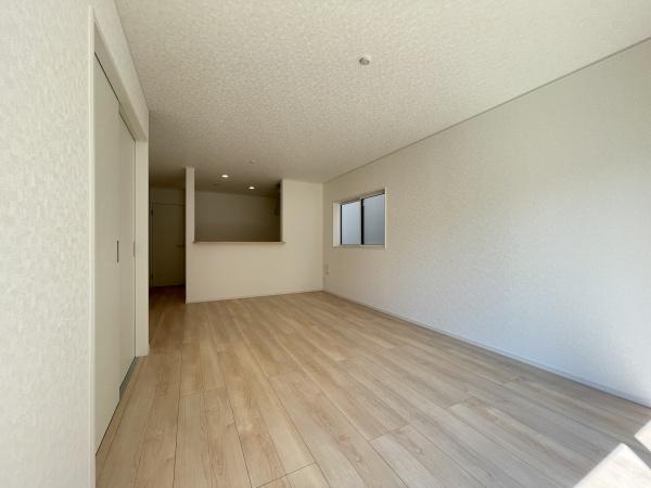 西尾市一色町味浜第107号棟
