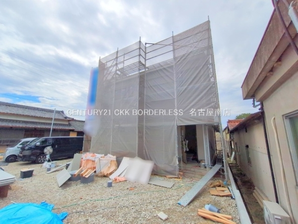 西尾市奥田町１丁目の新築一戸建