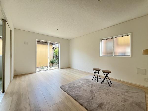 東郷町白鳥第82号棟