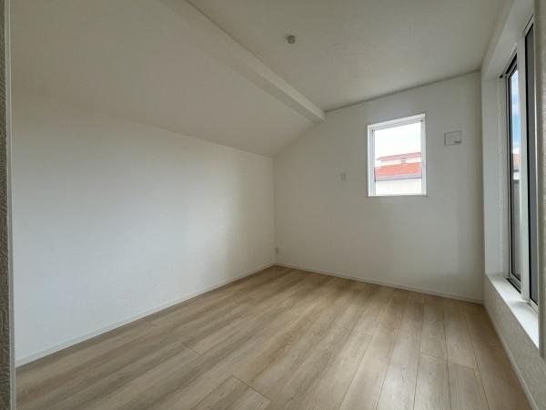 東郷町白鳥第82号棟