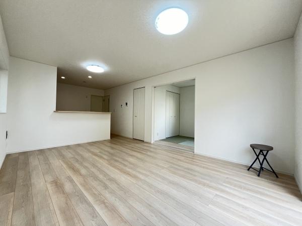 東郷町白鳥第81号棟