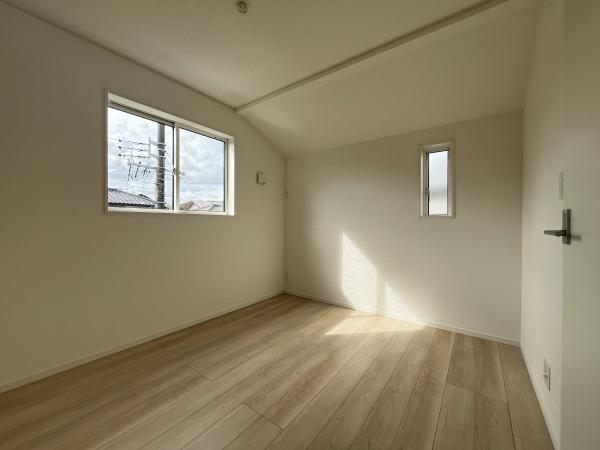 東郷町白鳥第81号棟