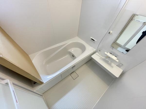 知多市にしの台4丁目1号棟