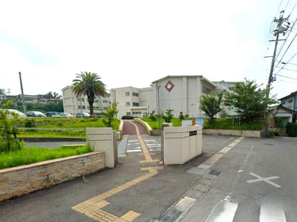 知多市八幡新道2号棟(知多市立新田小学校)