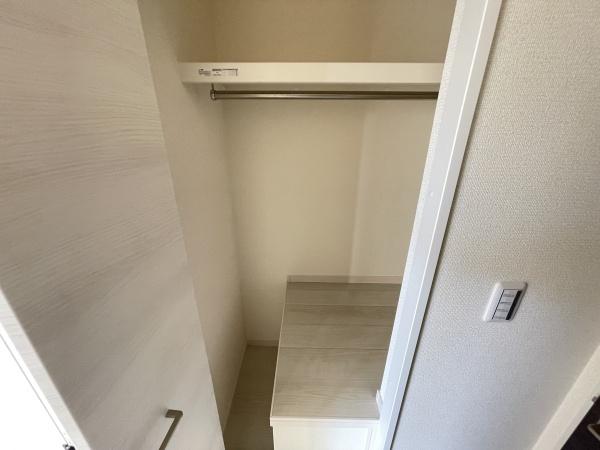知多市にしの台4丁目3号棟