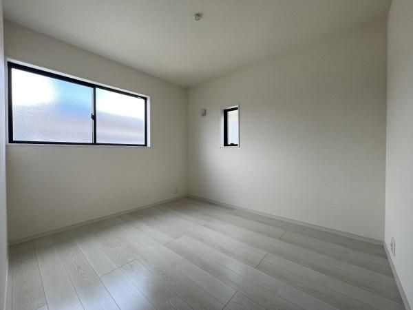 知多市にしの台4丁目3号棟