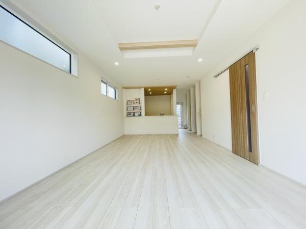 知多市つつじが丘3丁目1号棟