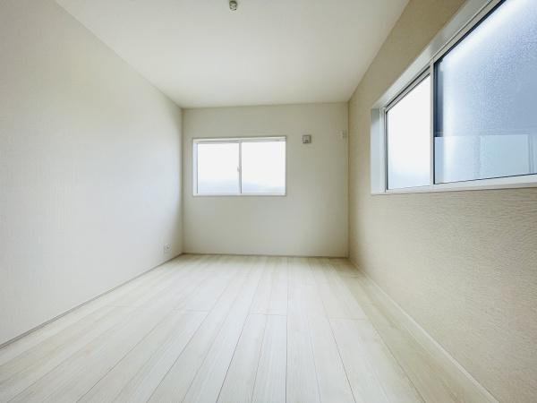 知多市つつじが丘3丁目1号棟