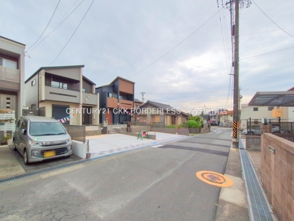 知多市つつじが丘3丁目1号棟