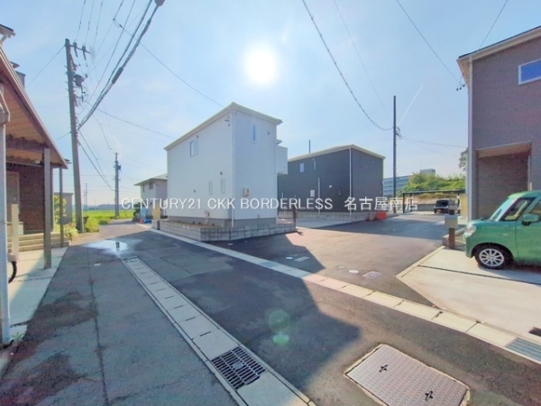 知多市八幡字堀之内の新築一戸建