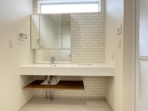 豊田市平山町1丁目2号棟