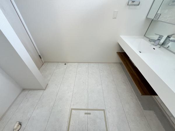 豊田市平山町1丁目2号棟