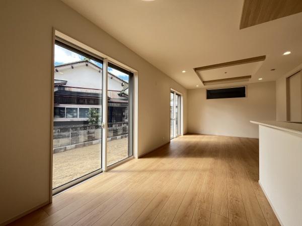 豊田市平山町1丁目2号棟