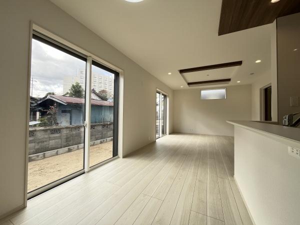 豊田市平山町1丁目1号棟