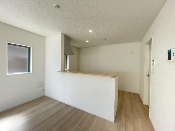 碧南市東浦町第44号棟