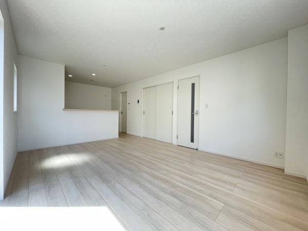 碧南市東浦町第44号棟
