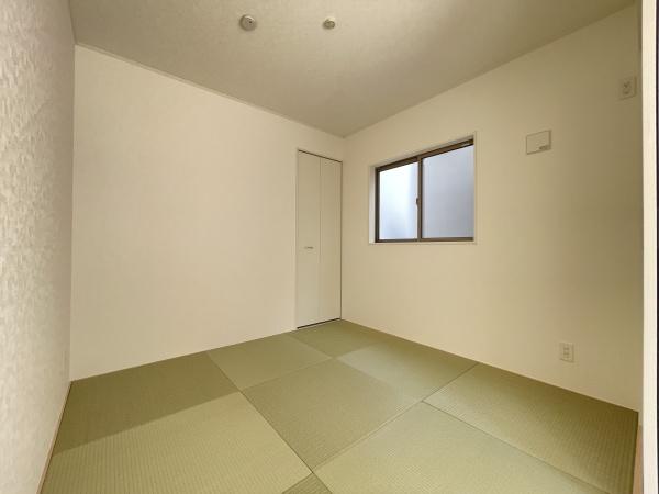 碧南市東浦町第42号棟