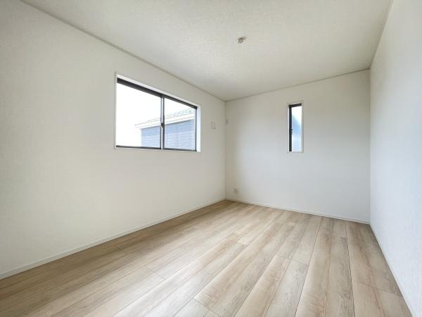 碧南市東浦町第42号棟