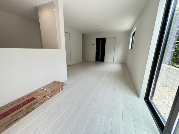 緑区藤塚11002②1号棟　新築分譲住宅　全2棟