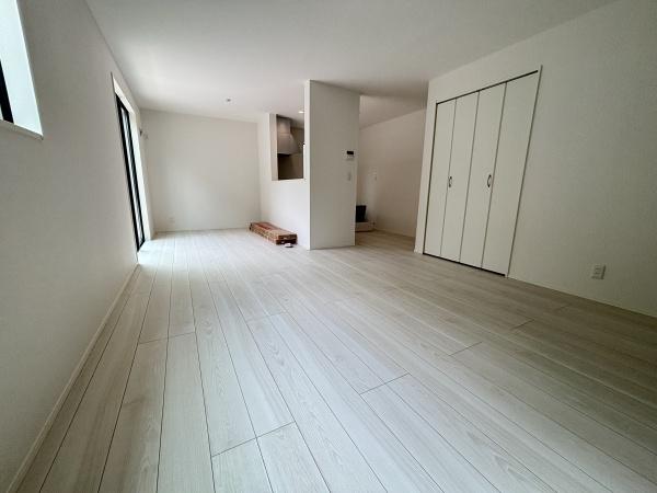 緑区藤塚11002②1号棟　新築分譲住宅　全2棟
