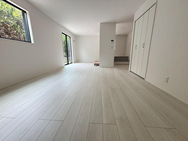 緑区藤塚11002②1号棟　新築分譲住宅　全2棟