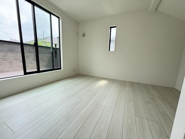 緑区藤塚11002②1号棟　新築分譲住宅　全2棟