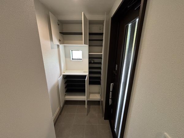 緑区藤塚11002②1号棟　新築分譲住宅　全2棟