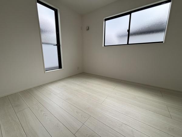 緑区藤塚11002②2号棟　新築分譲住宅　全2棟