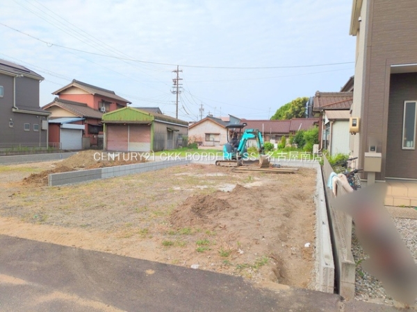 知多市八幡字荒井の新築一戸建