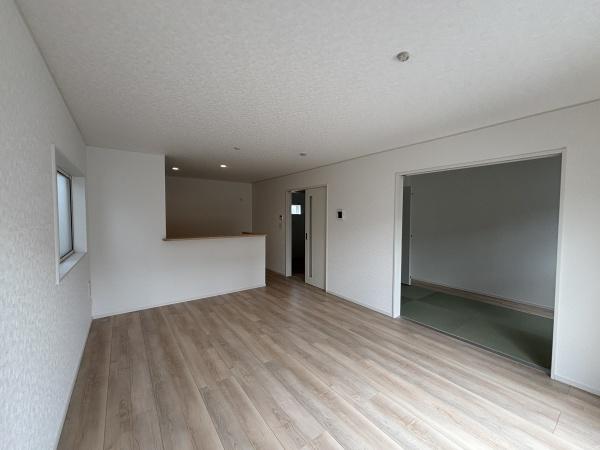豊田市小坂町第61号棟(リビング)